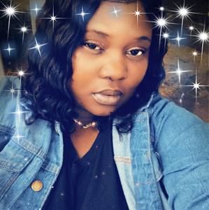 Meet your Posher, Alisha